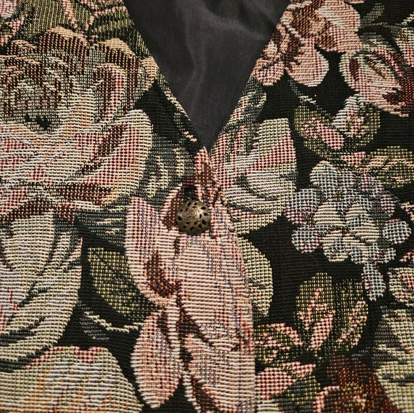 Barba Floral Tapestry Vest - Black, Pink, Green - Picture 2 of 7